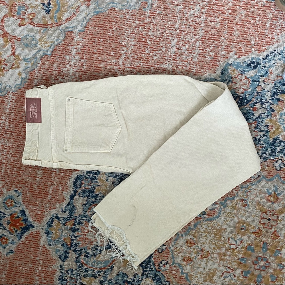 Zara Beige Jeans